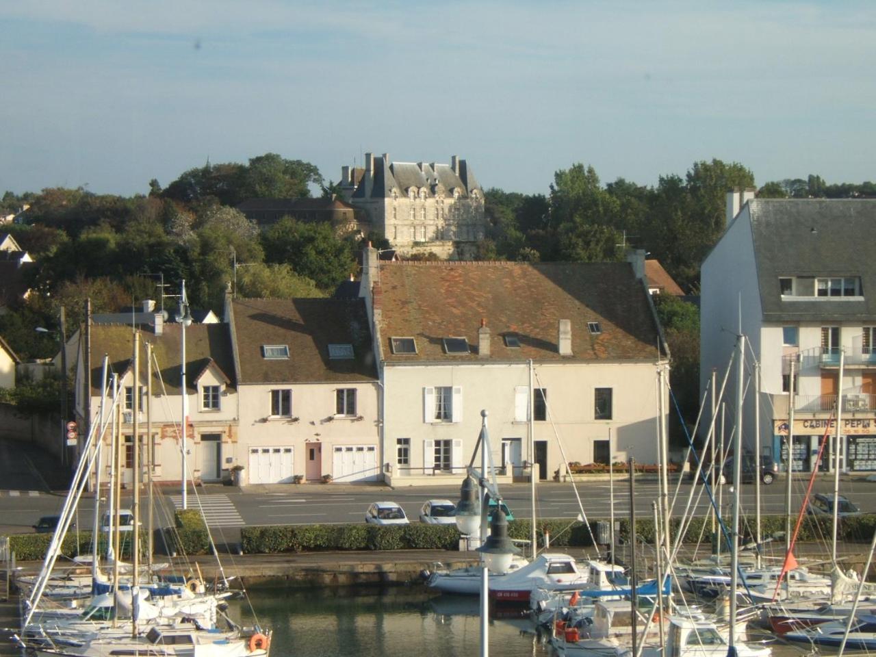Chateau De Courseulles Eksteriør billede